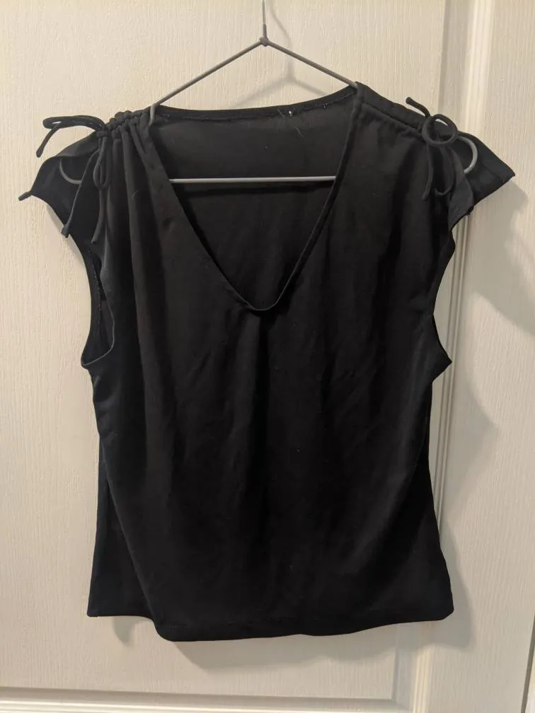 Black dress shirt Medium photo 1