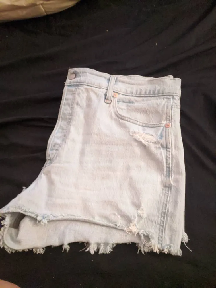 Gap Cheeky Straight Shorts photo 1