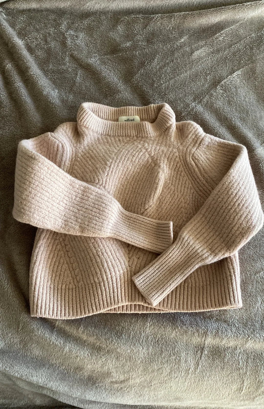 Aritzia Baby Pink Cropped Sweater photo 1