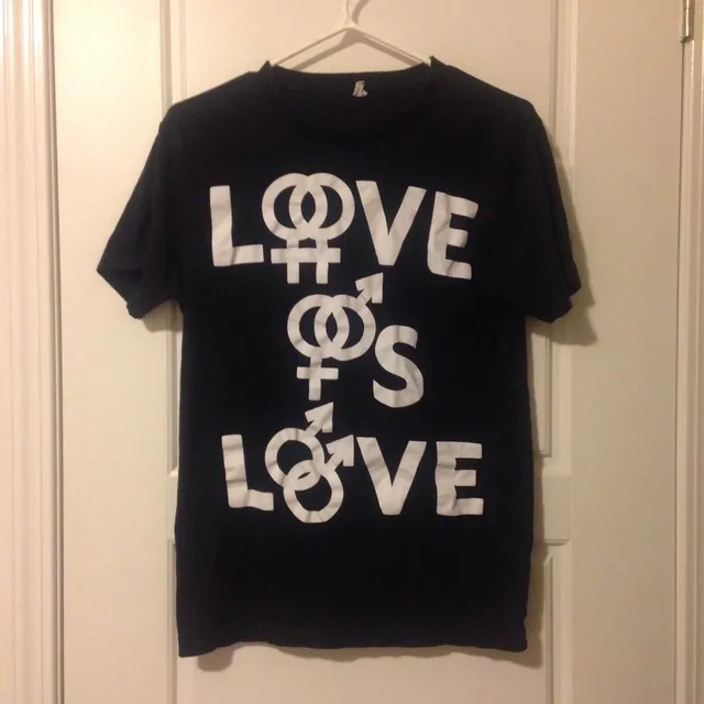 Love is Love Tee (size M) photo 1