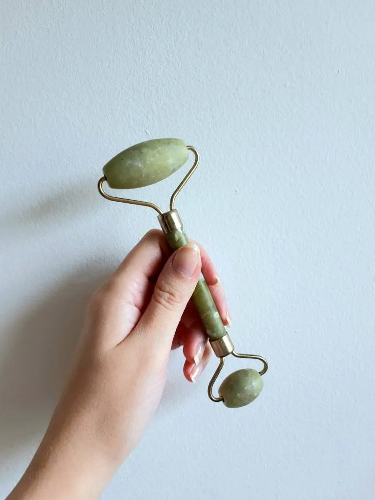 Jade Roller photo 1