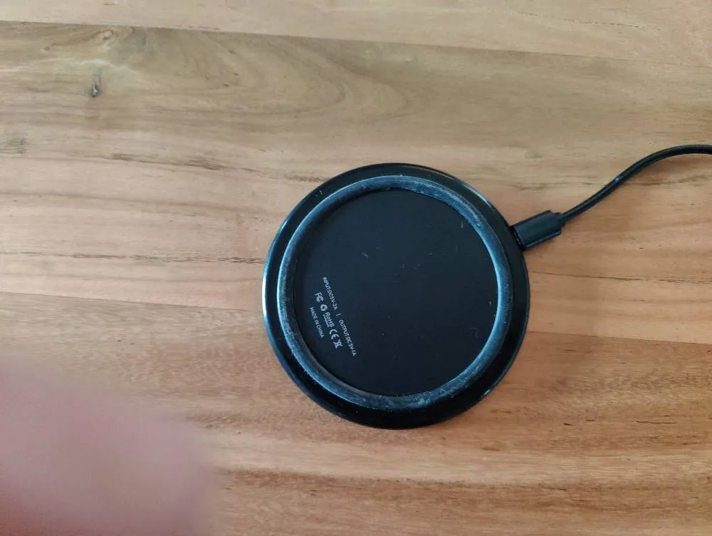 Wireless Charger photo 1