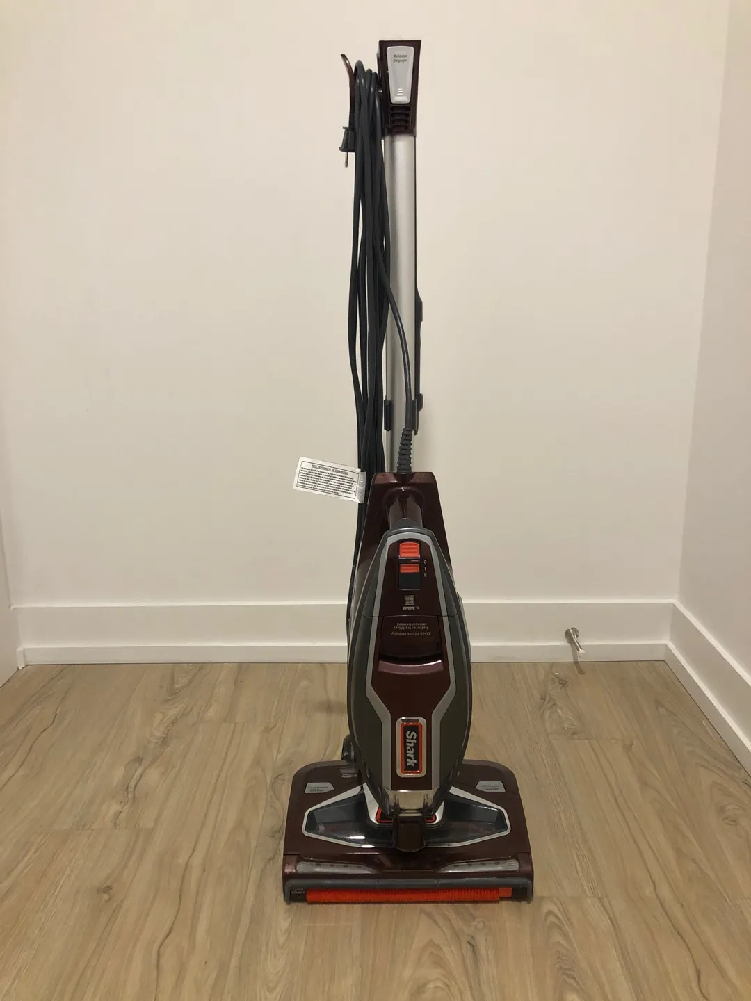 Shark Vacuum photo 1