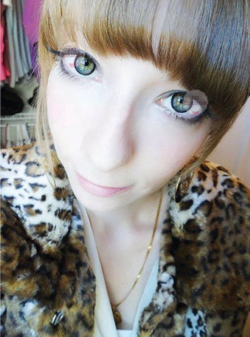 Teary Shiny Circle Lens Decorative Non Prescription Contact L... photo 1