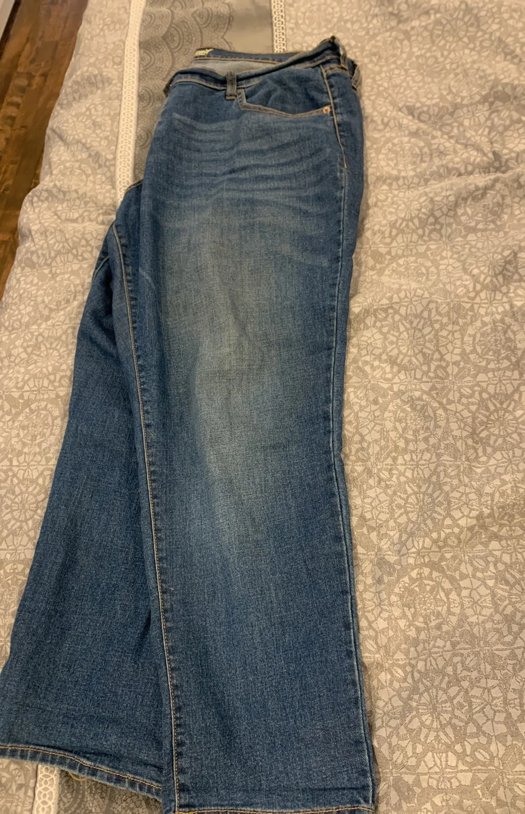 Old Navy “the Boyfriend “ Jeans photo 1