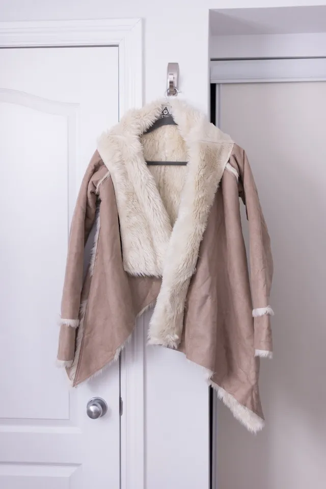 UNIF Shearling Jacket - Pink XS photo 1