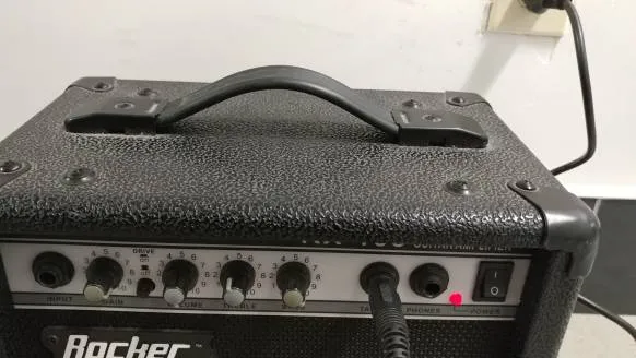 Rocker Guitar Amp photo 1