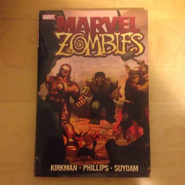 Marvel Zombies Graphic Novel/Comic photo 1
