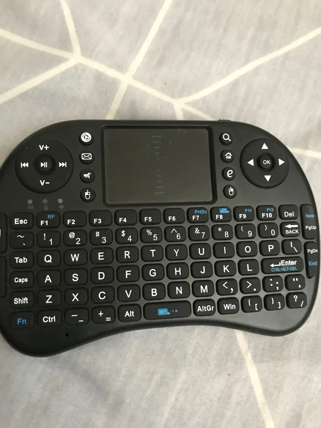 Bluetooth Mini Keybored photo 1