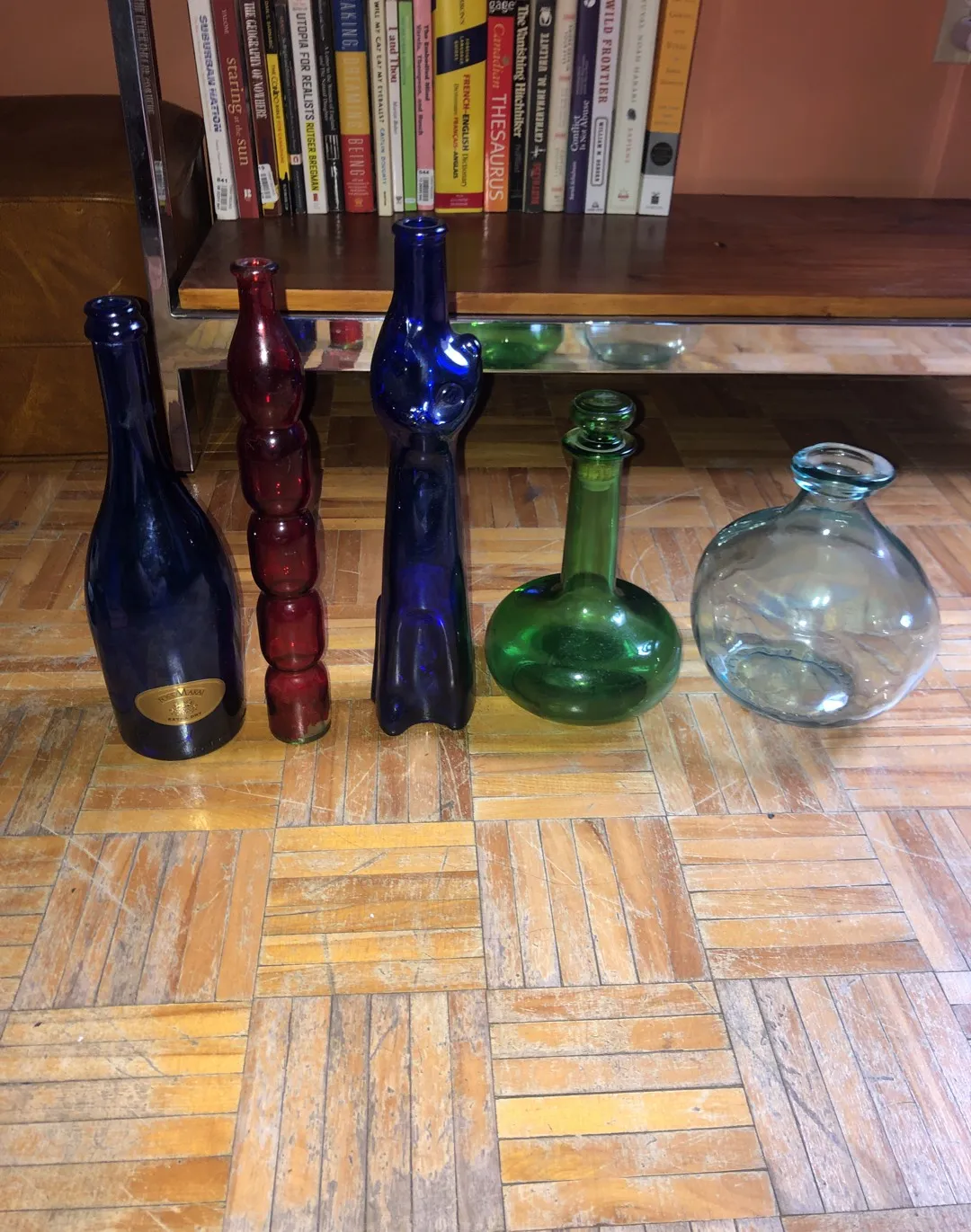Various Glass Bottle Decor photo 1