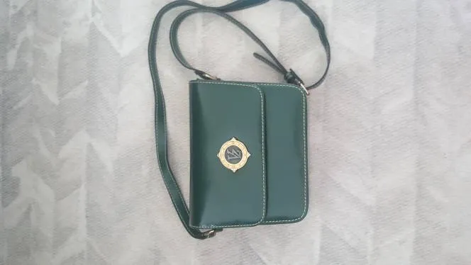 Cute Green Purse photo 1