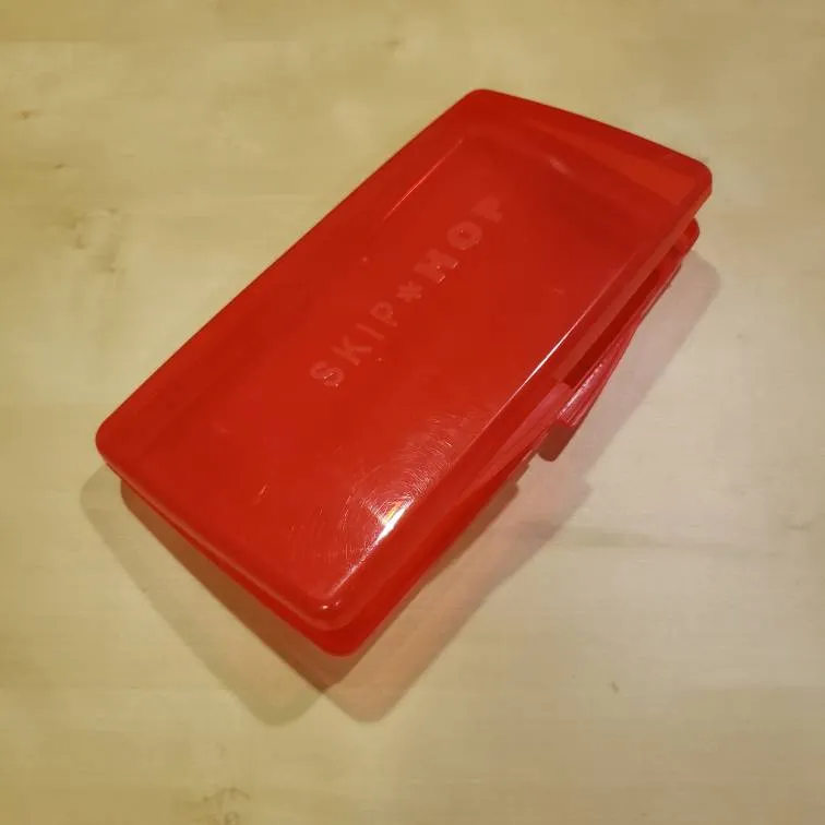 🍎/🎈 EUC Skip Hop Diaper Wipe Carrier Box photo 1