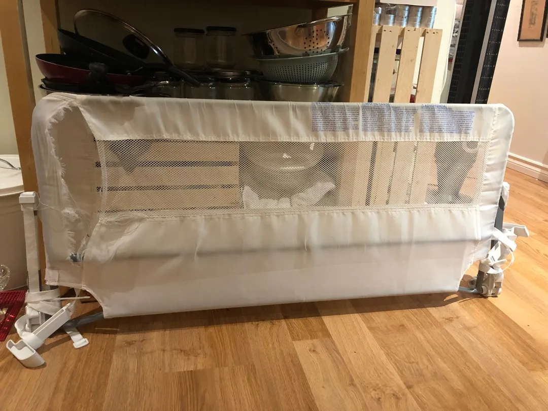 🆓 Free Guardrail For child’s bed photo 1