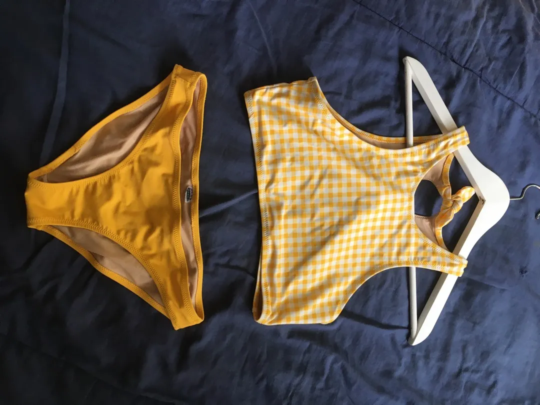 Old Navy Bathing Suit Set photo 1