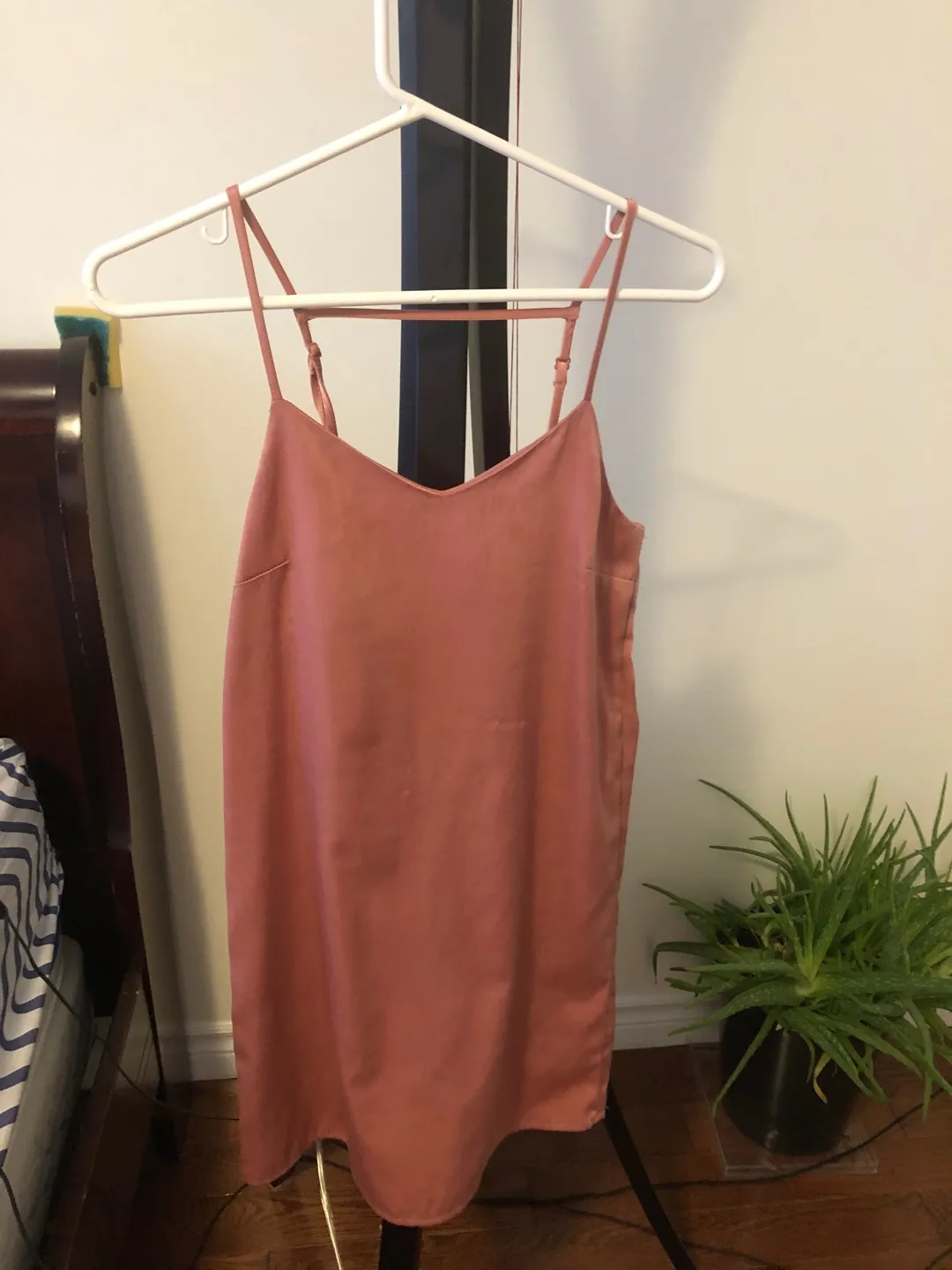 H&M PINK SLIP DRESS photo 1