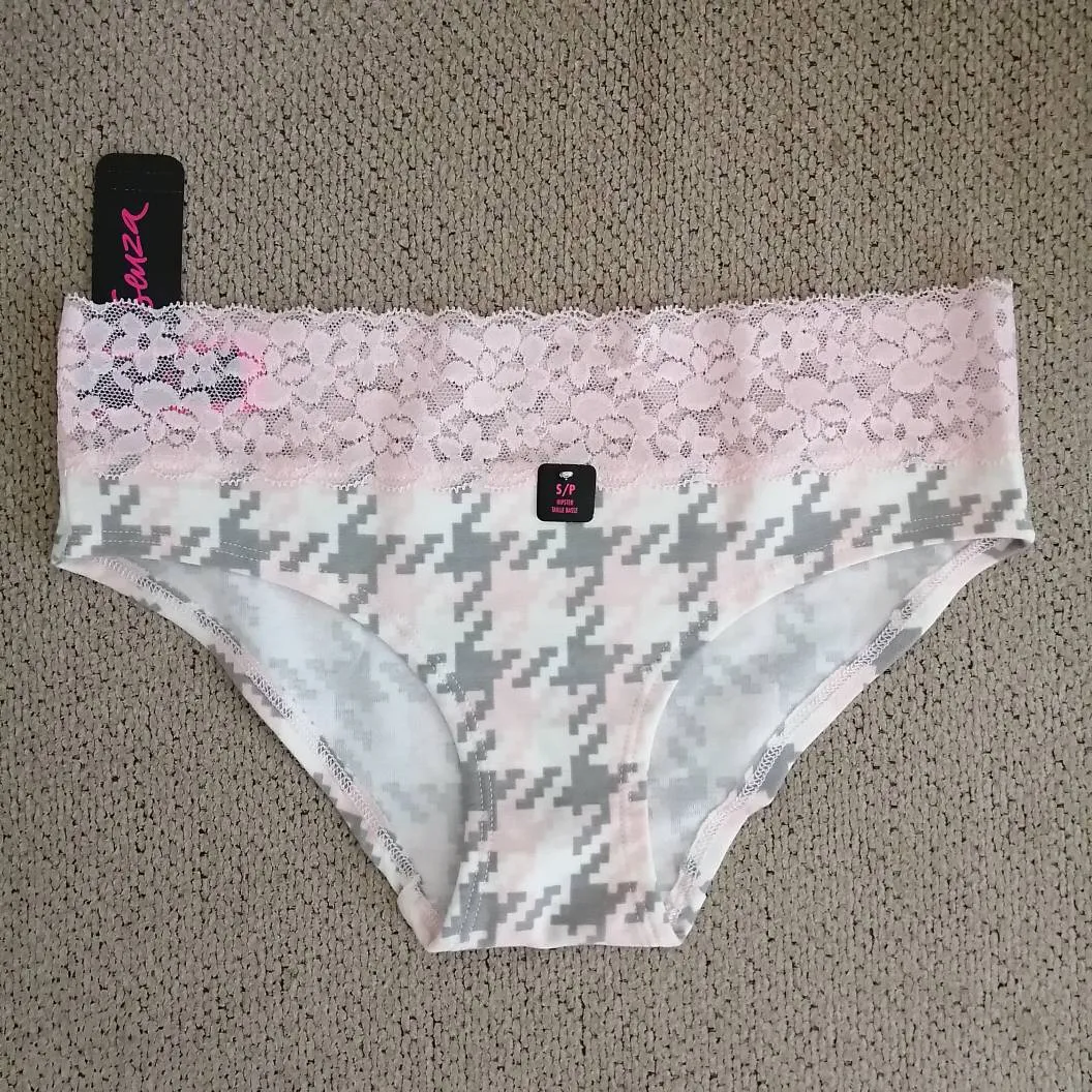 La Senza Underwear photo 1
