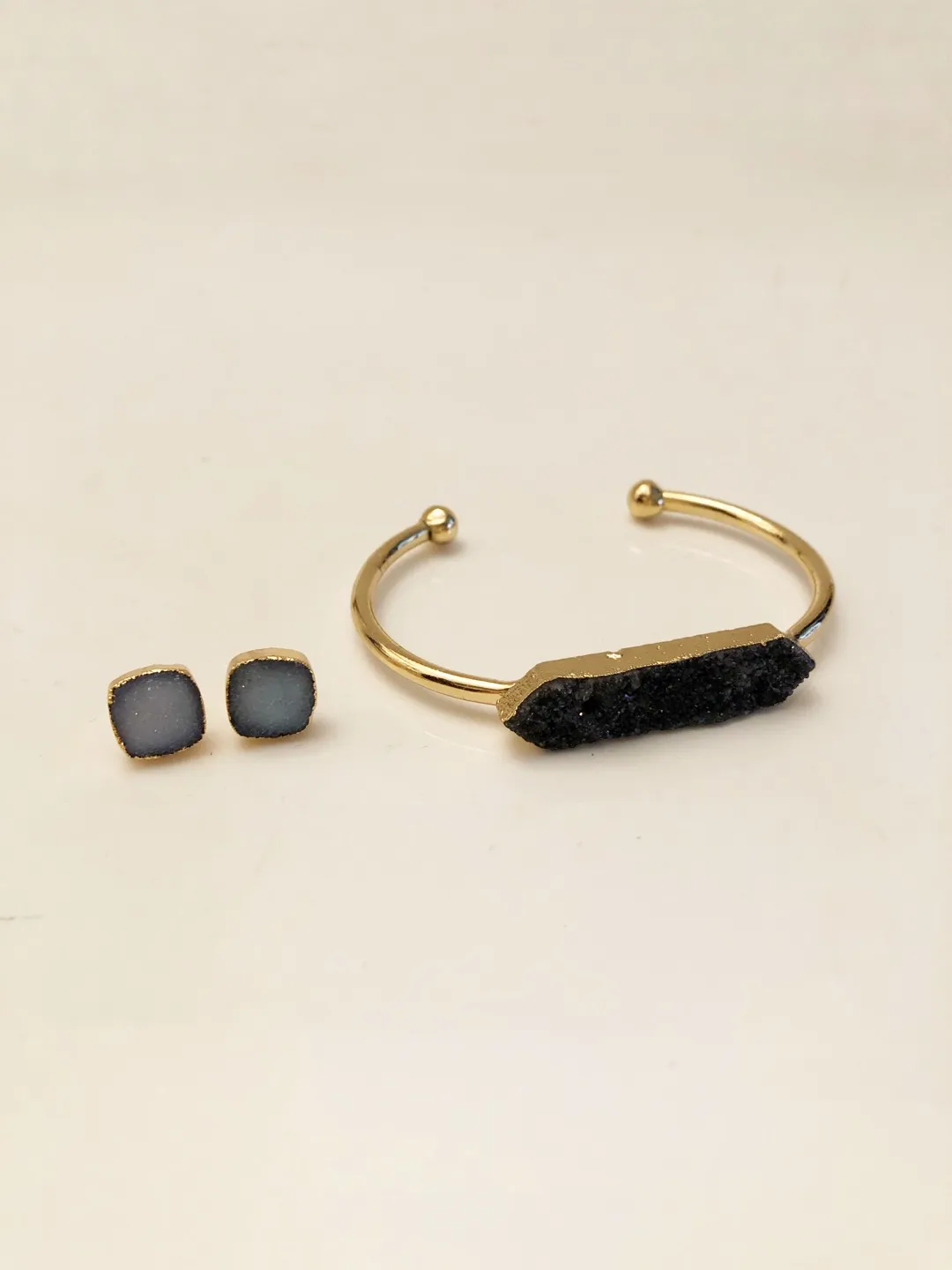 Agate Bracelet And Earrings photo 1