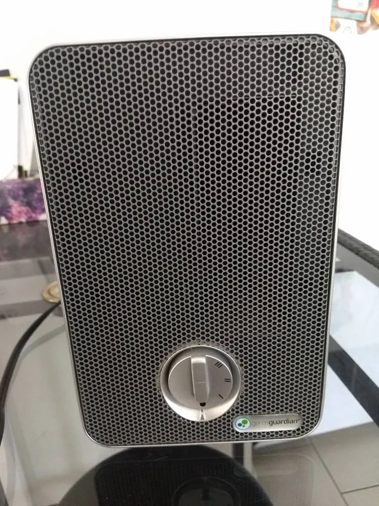 Air Purifier photo 1