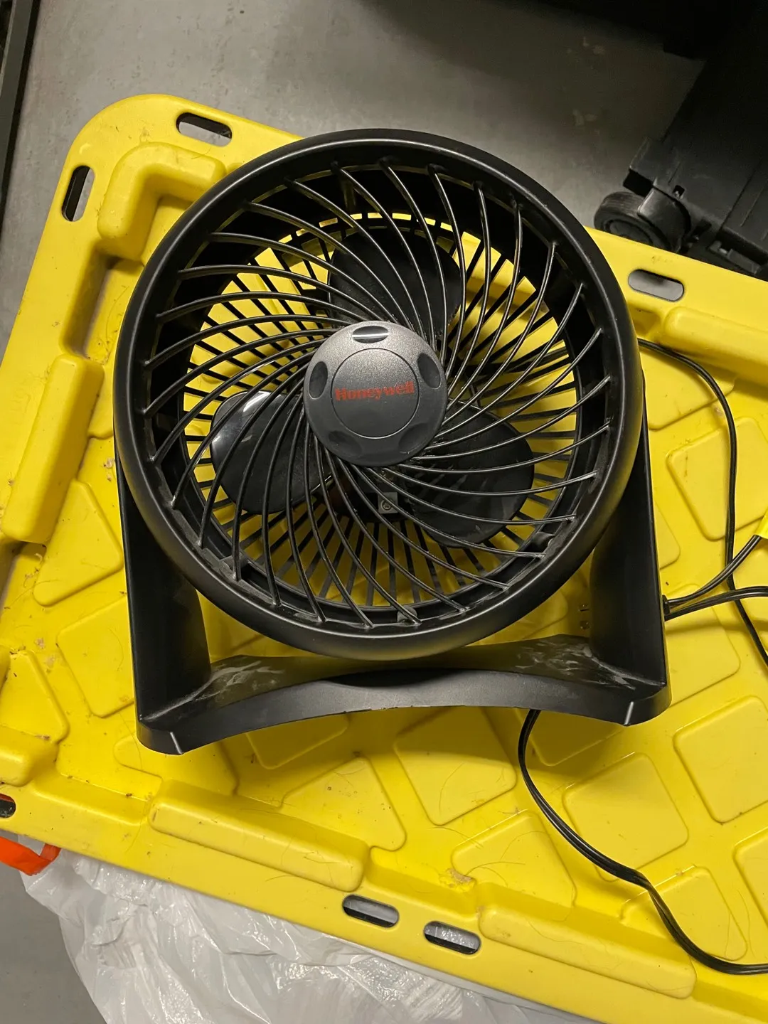 Honeywell Fan photo 1