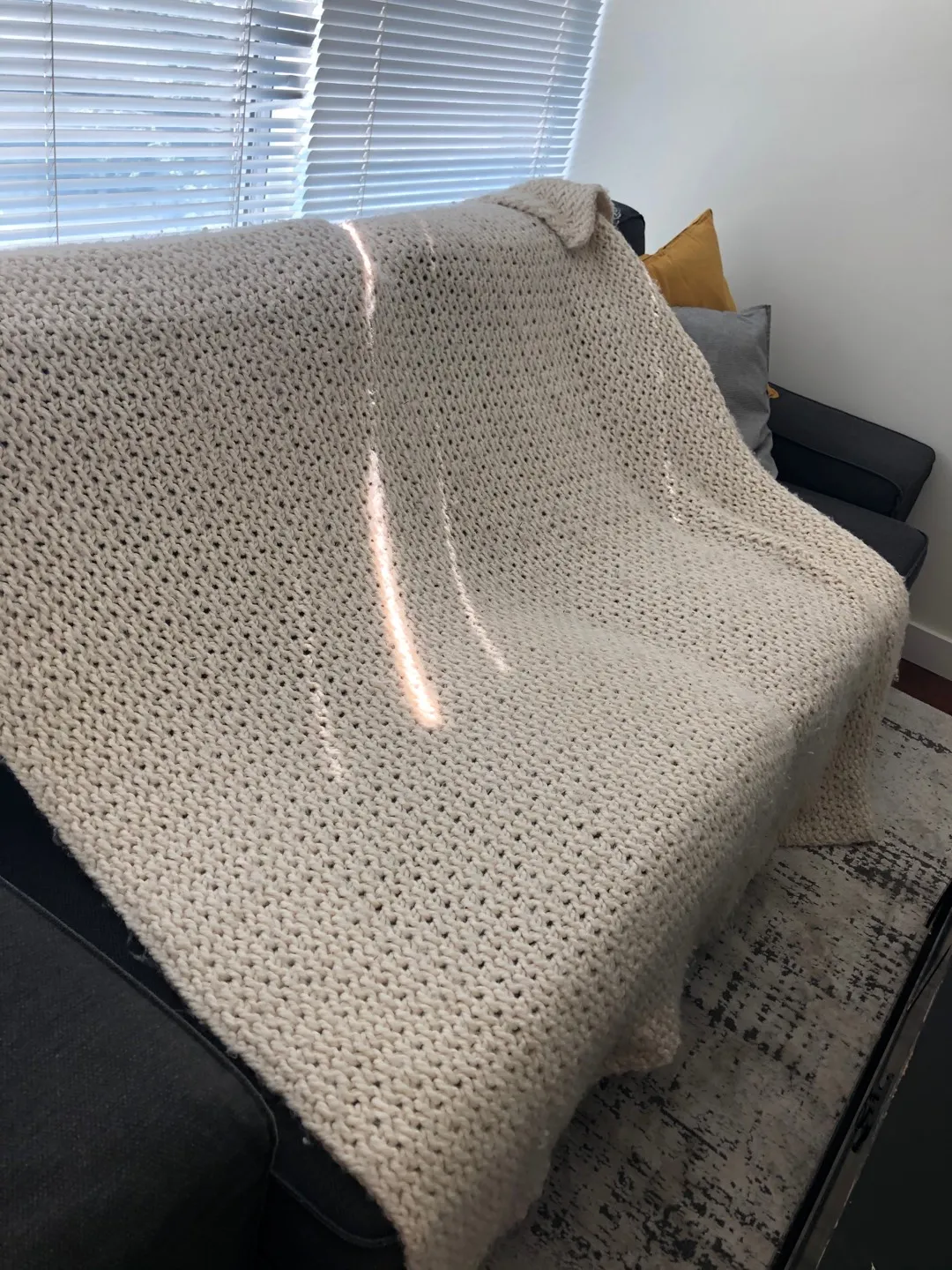 Knitted Blanket photo 1