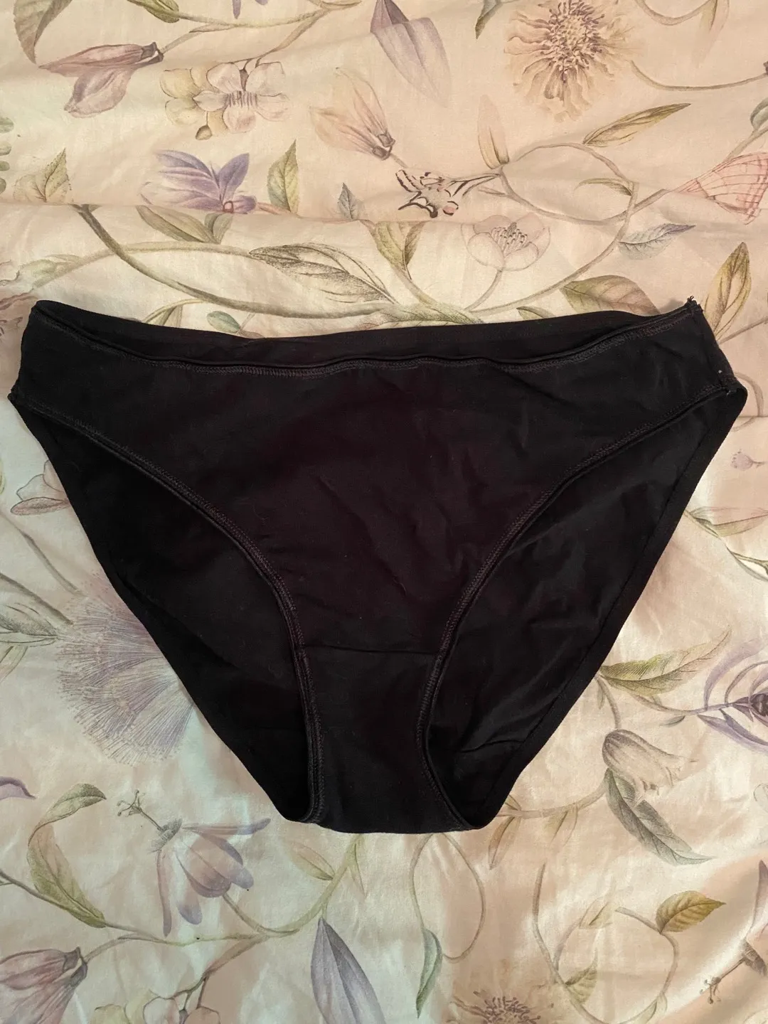 free basic cotton underwear x 5 photo 1