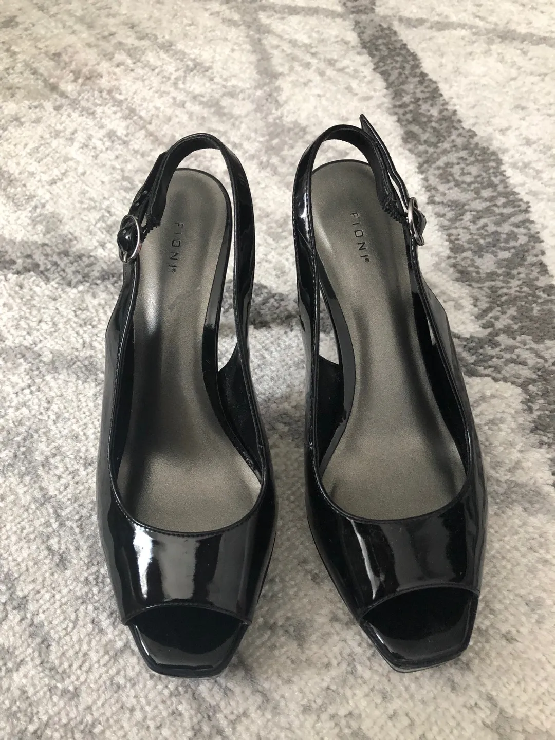 BN Sling Back Heels Size 6.5 photo 1