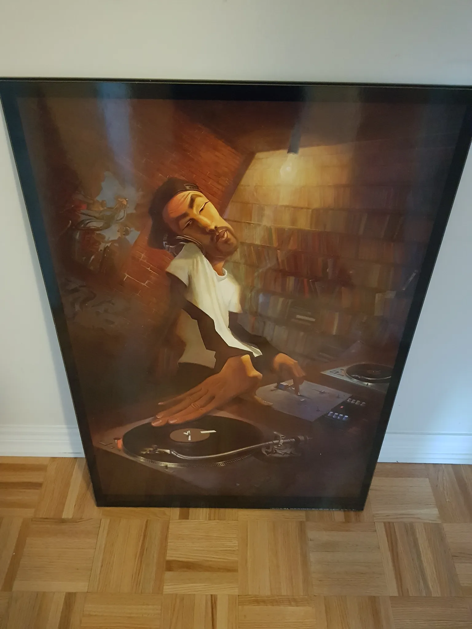 Justin Bua - The DJ photo 1