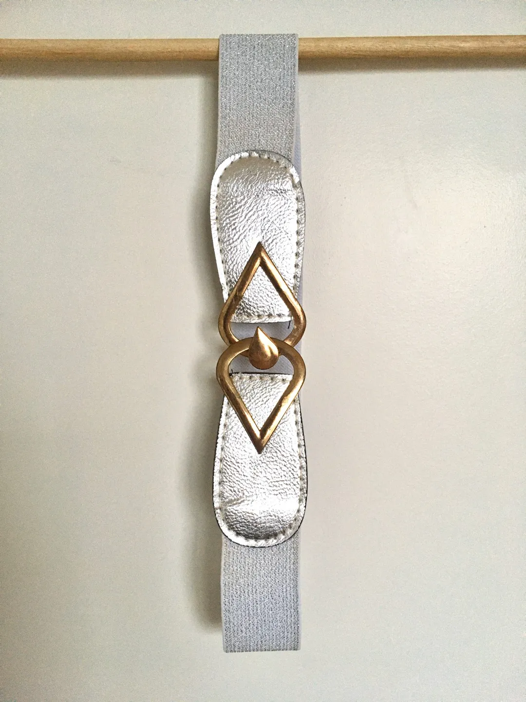 Free Silver Belt photo 1