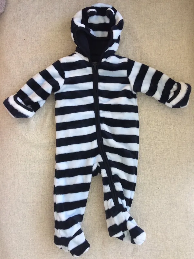 👶🏻 6-9m NWOT Baby Bunting photo 1