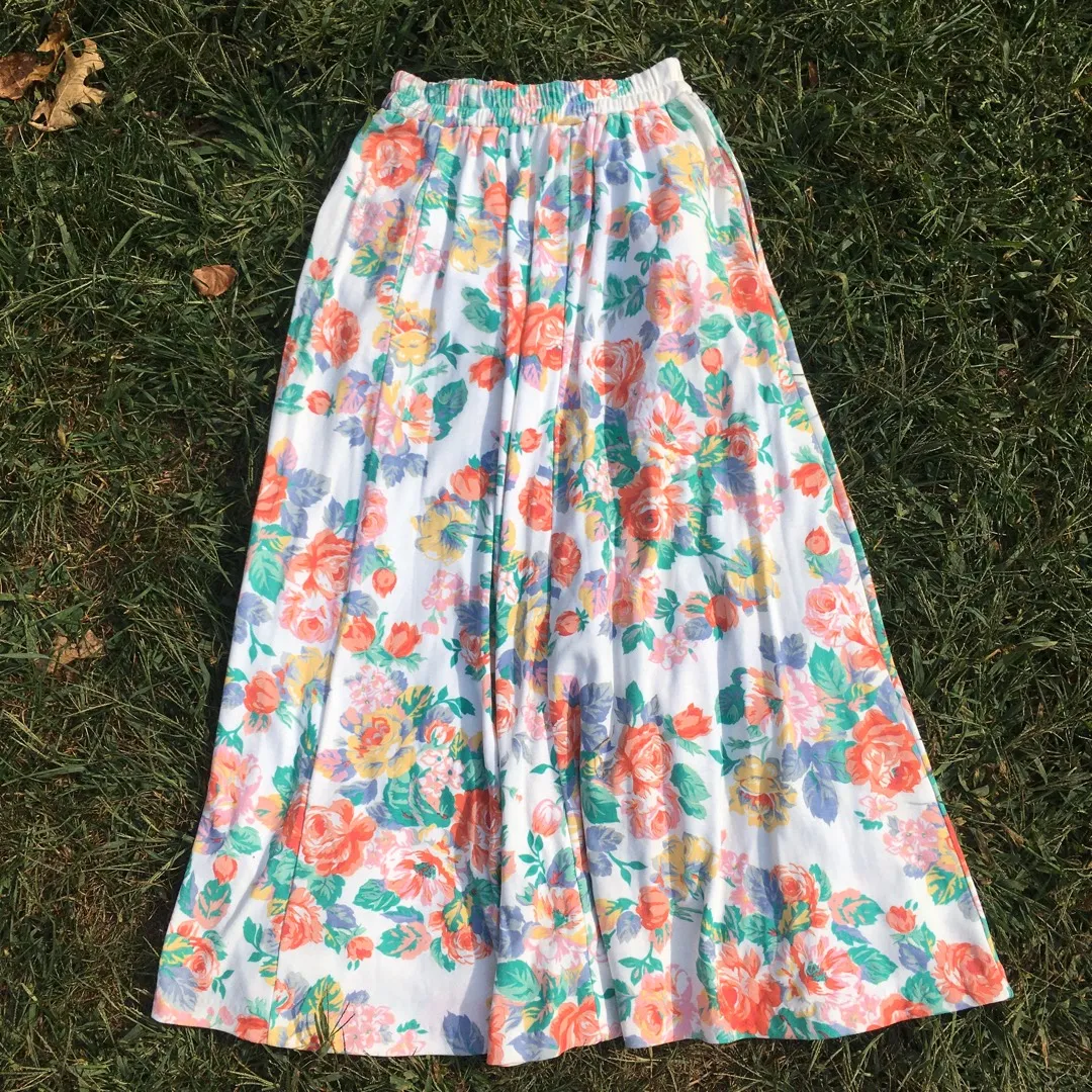 💐 Vintage Button Up Skirt photo 1