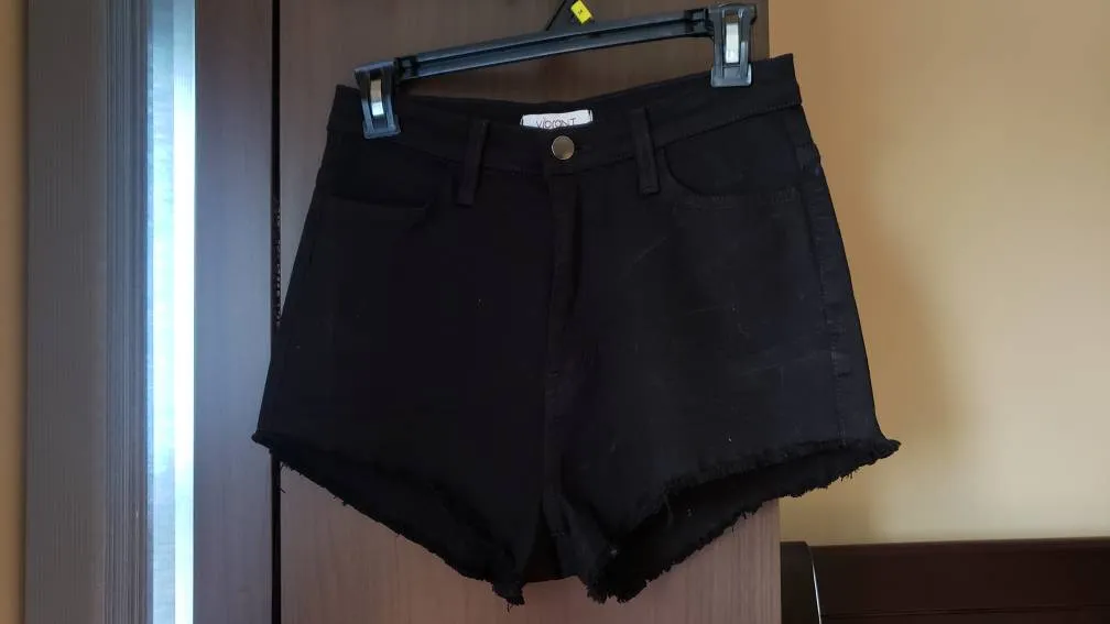 Jean Booty Shorts photo 1