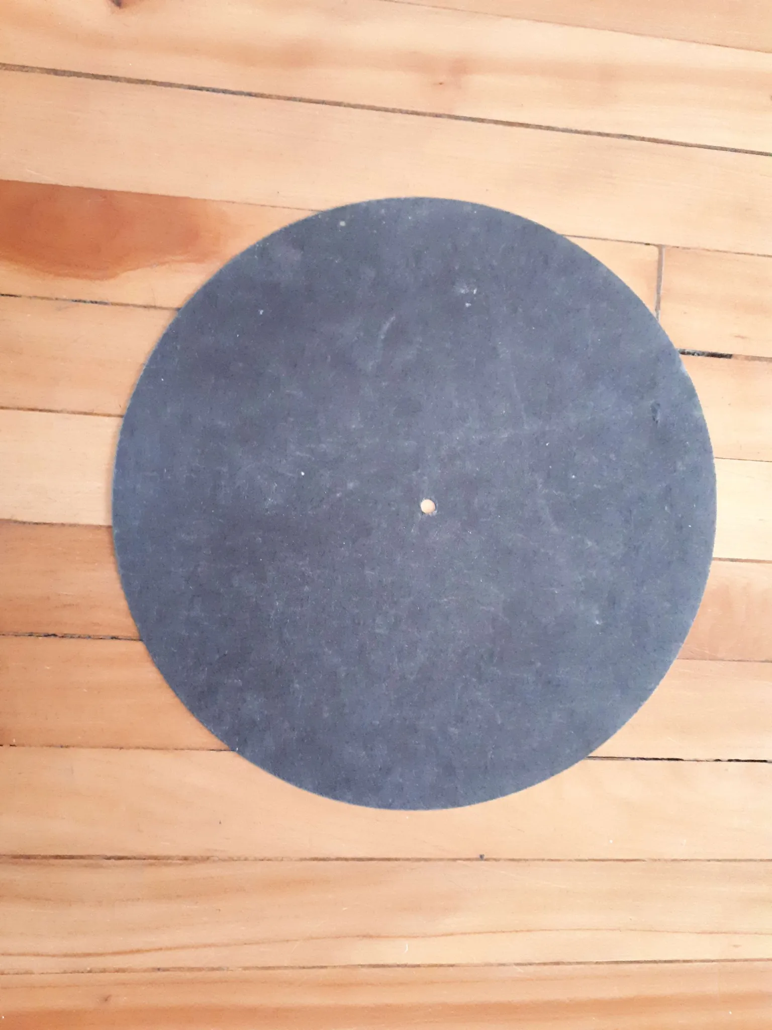 Anti-static turntable mat photo 1