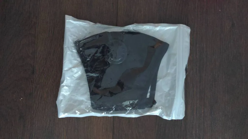 BNIP Black Face mask photo 1