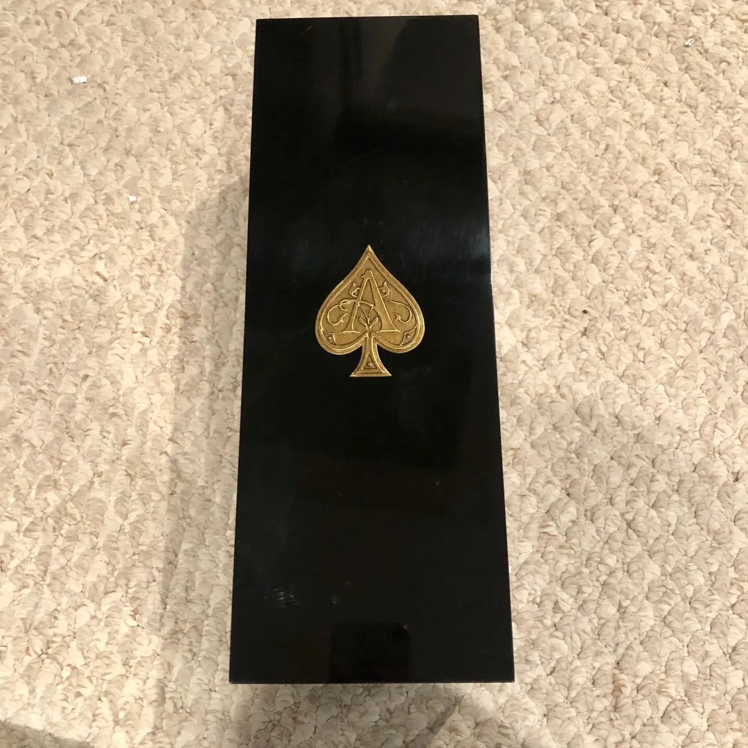 Ace of Spades Lined Box photo 1