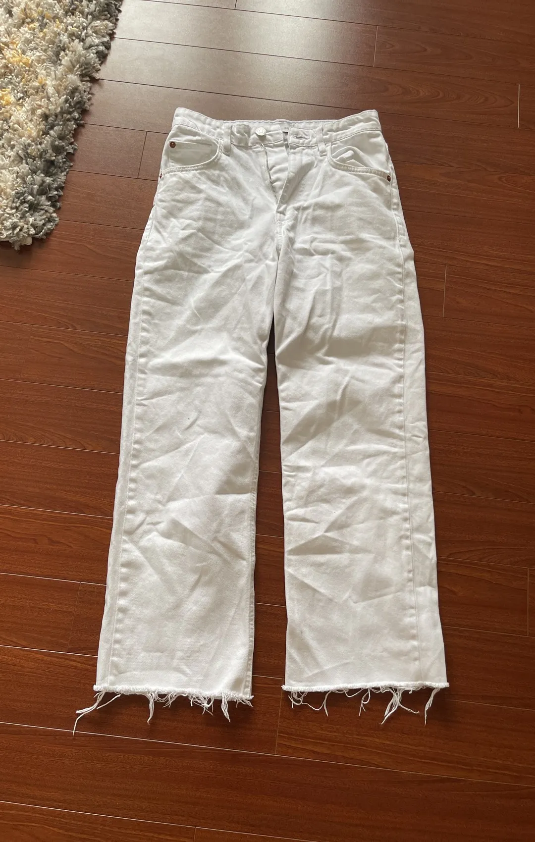 Zara Size 2 Wide Leg White Jeans photo 1