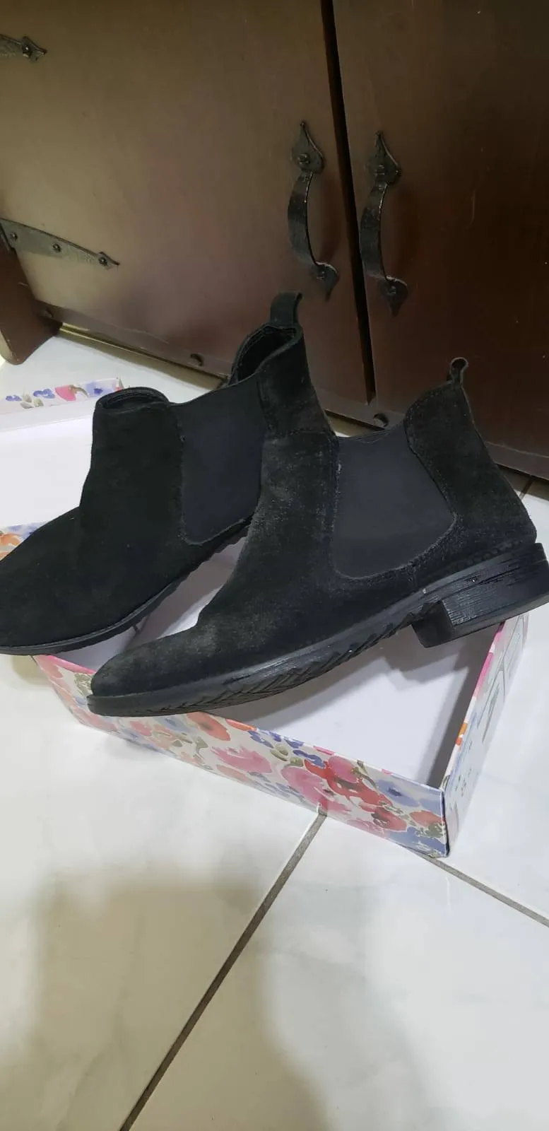Chelsea Boots W8 photo 1