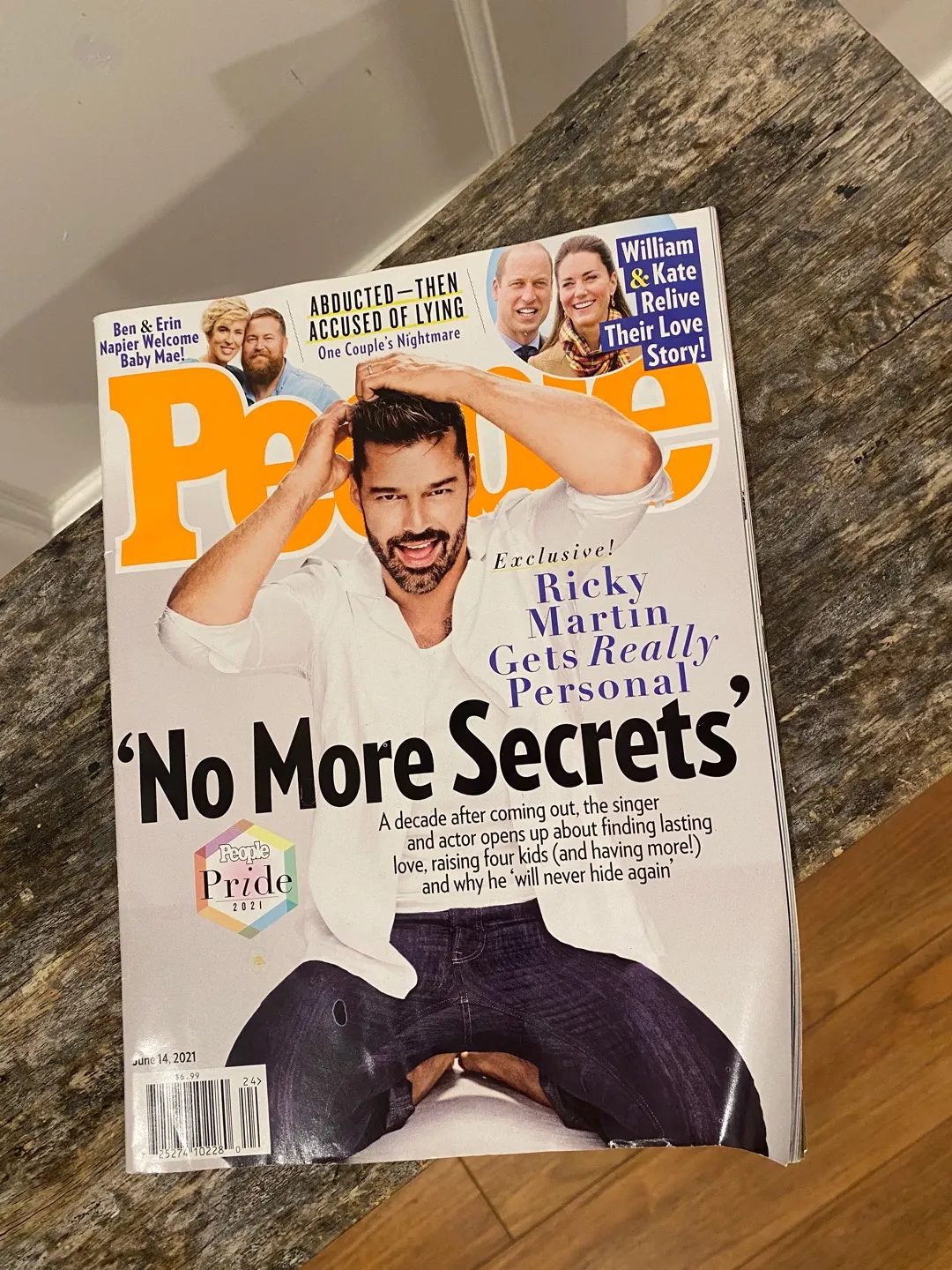 Pride Special Celeb Magazine 📖 photo 1