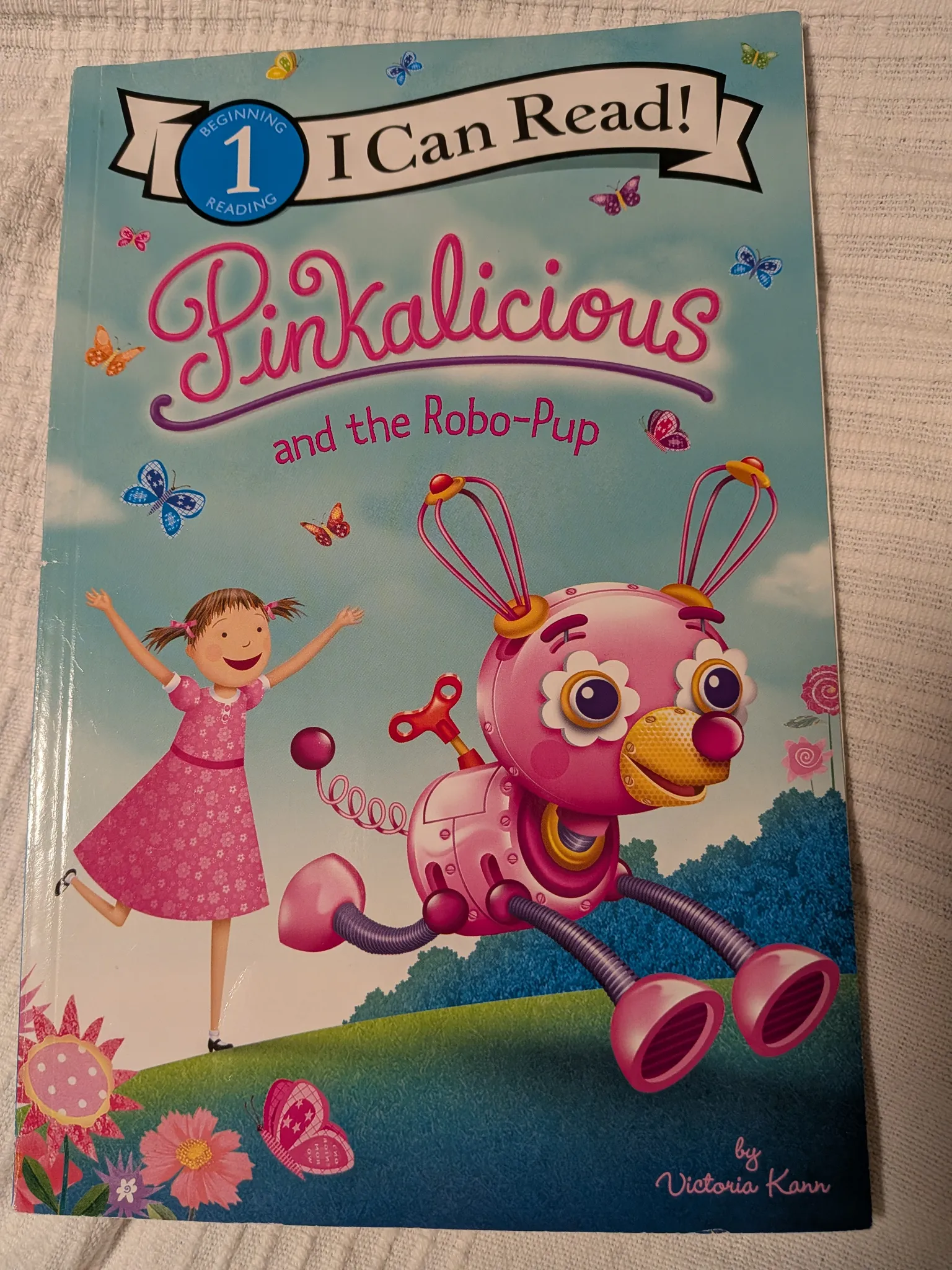 Pinkalicious early reader book photo 1