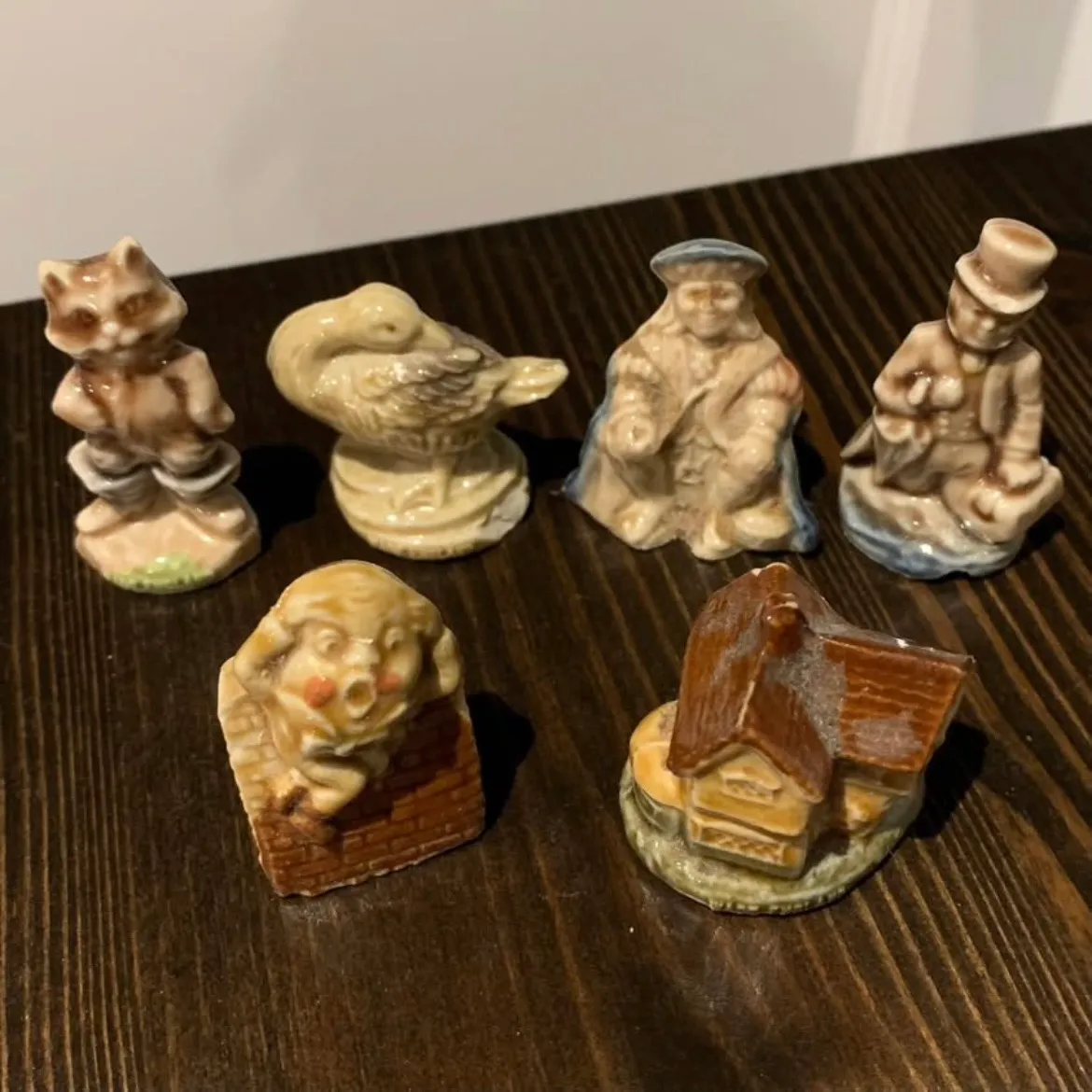 Vintage Whimsies Red Rose Nursery Rhymes Ceramic Figurines photo 1