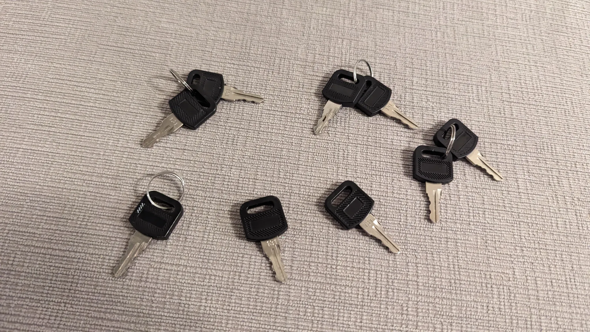 Assorted Small Keys  photo 1