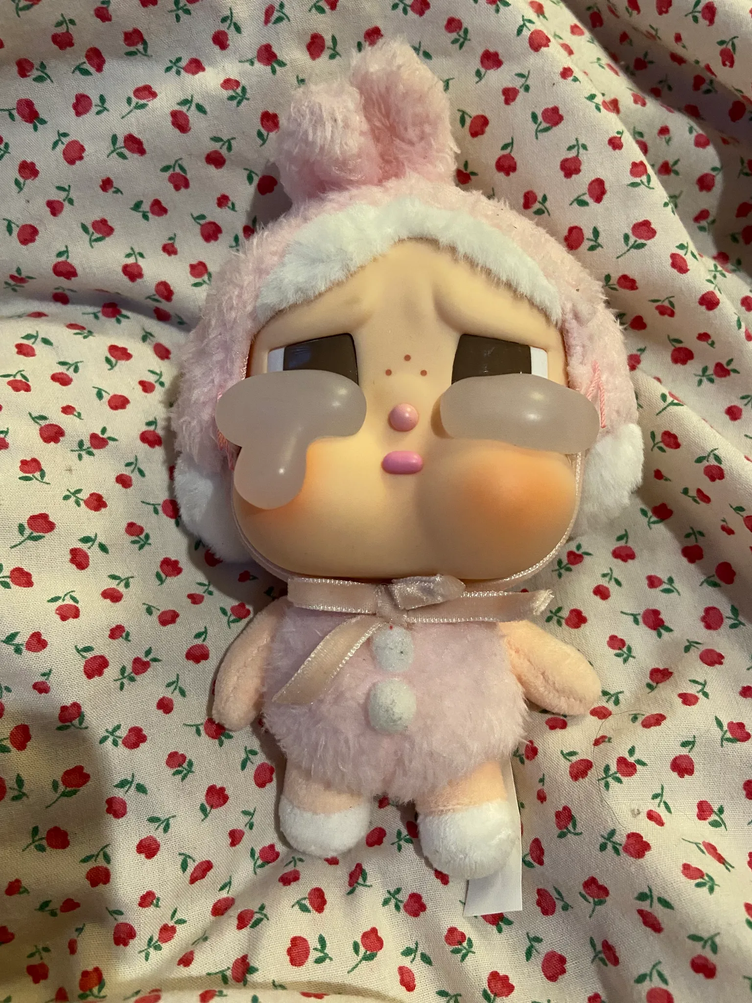 Pop mart crybaby doll photo 1
