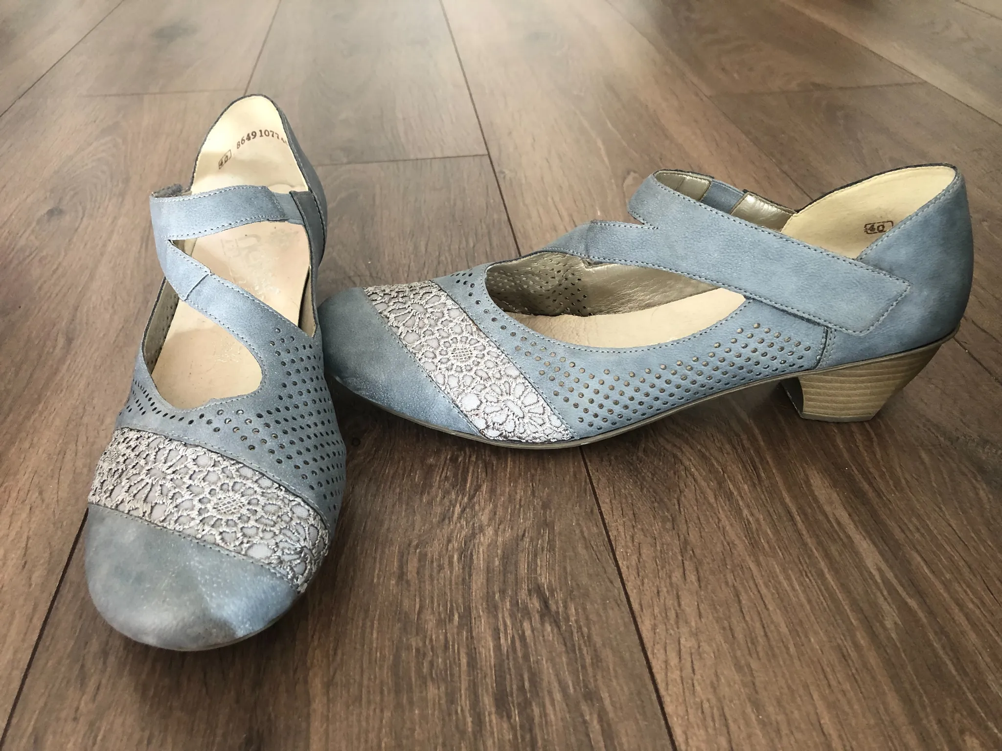 Heels photo 1