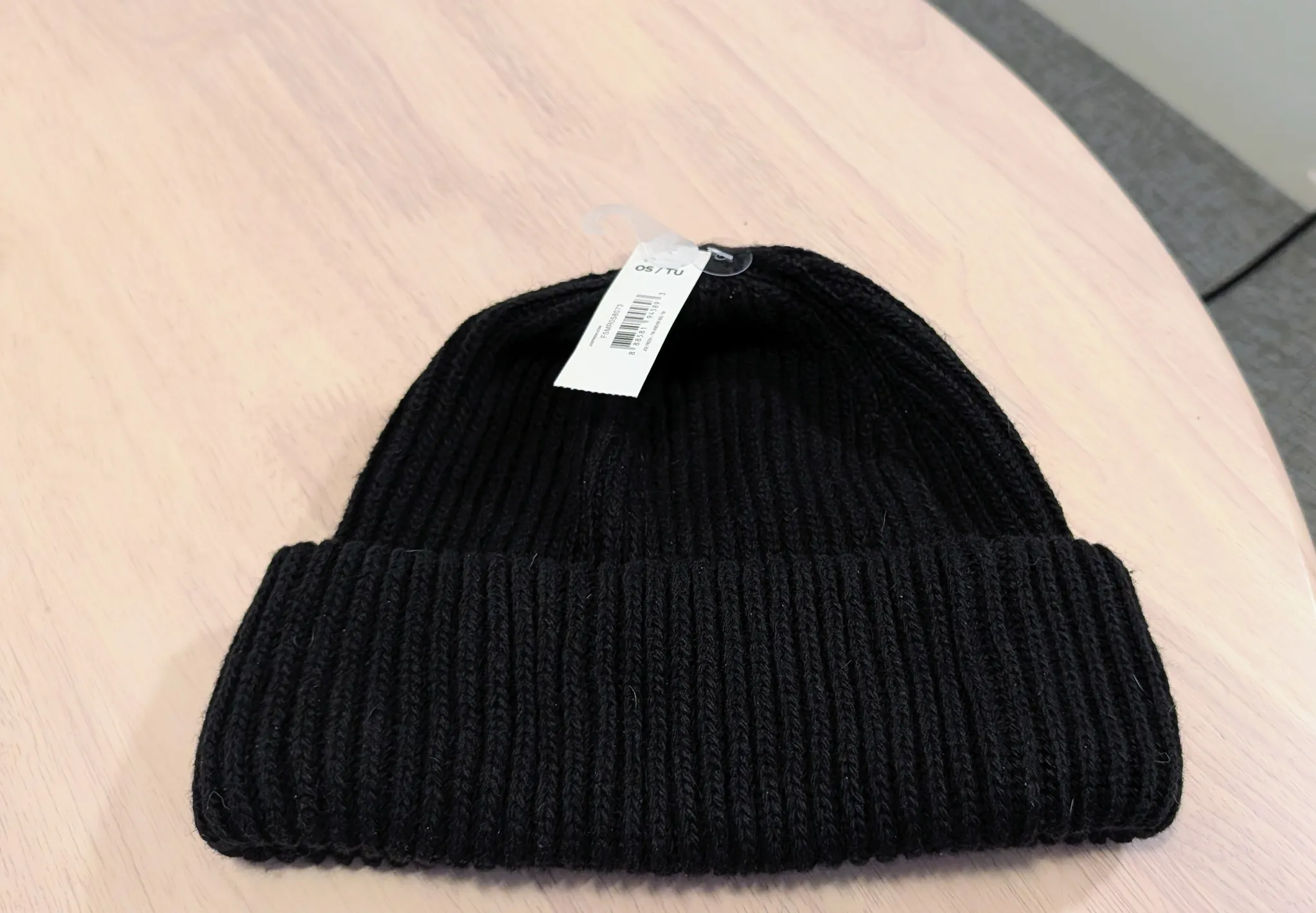 Brand New with Tags Joe Fresh Black Ribbed Beanie Toque photo 1