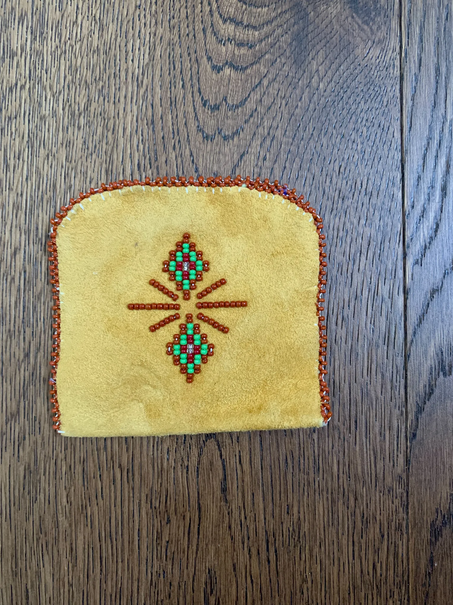 Suede pocket photo 1