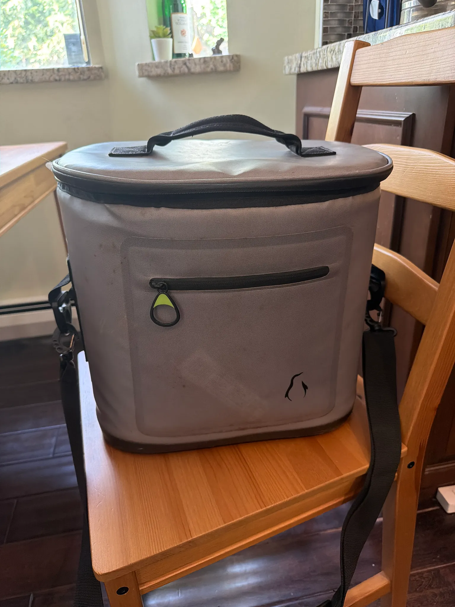 Penguin waterproof 20L cooler bag photo 1