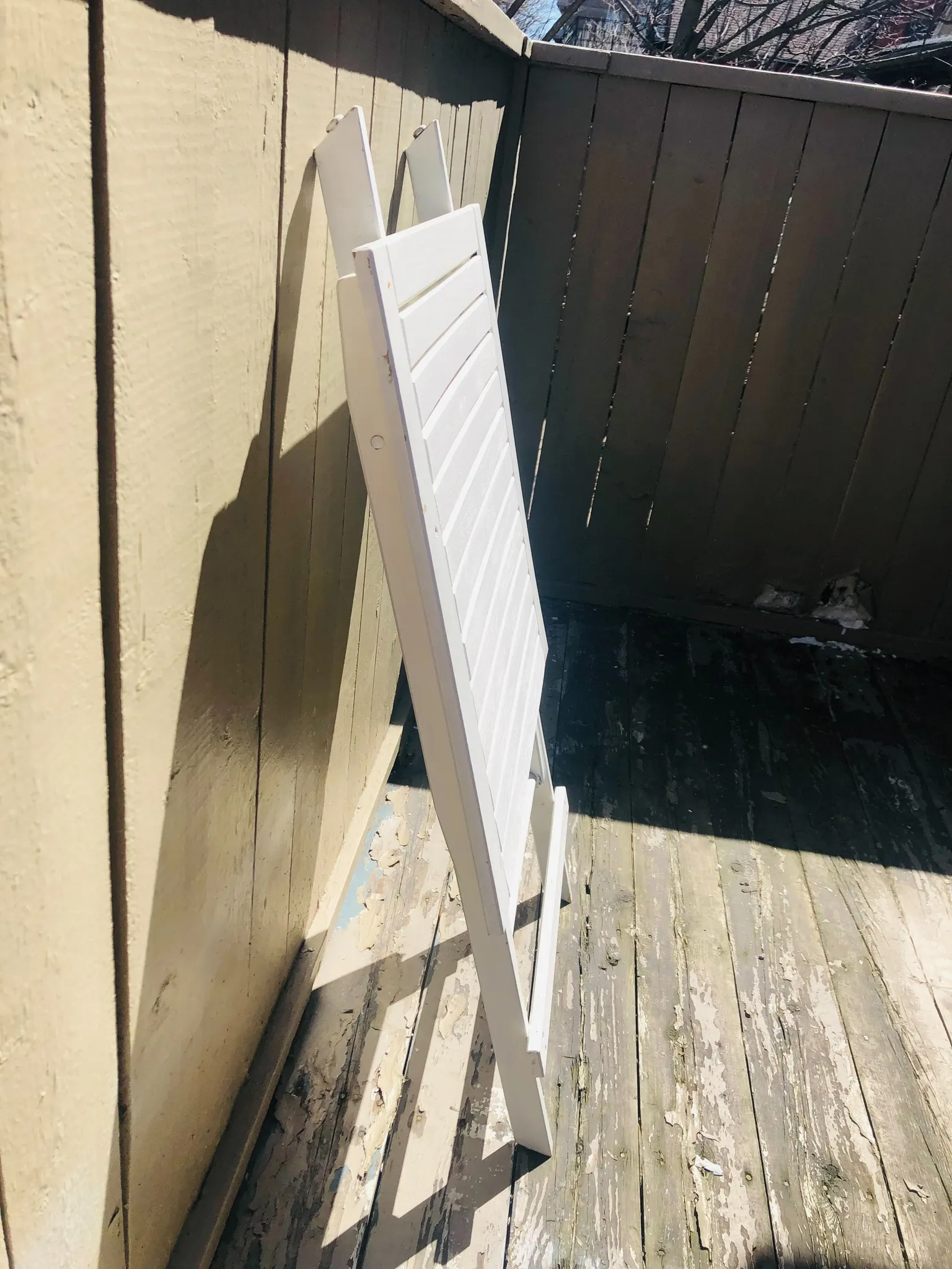 Folding Table photo 1