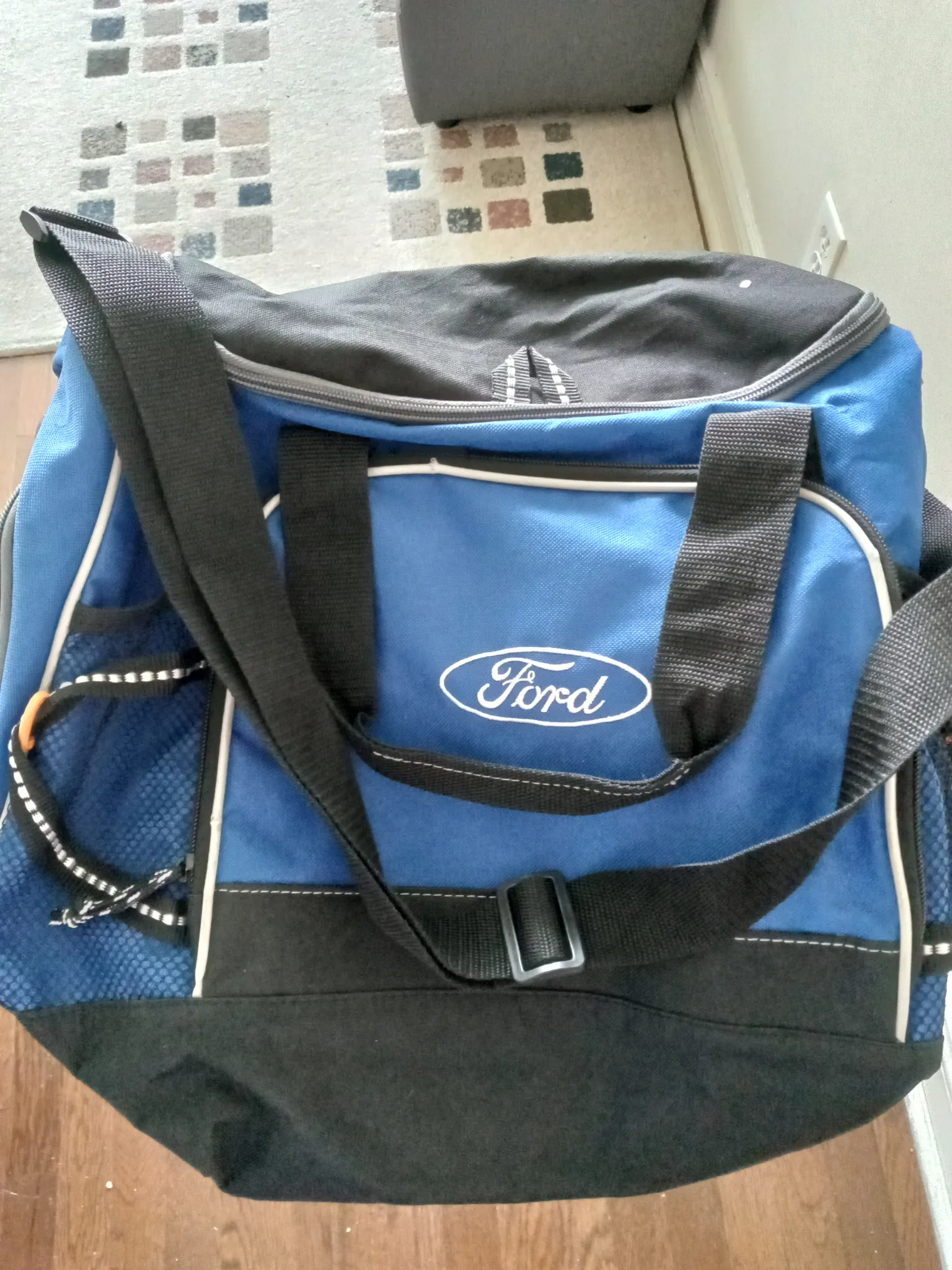 Unused bag photo 1