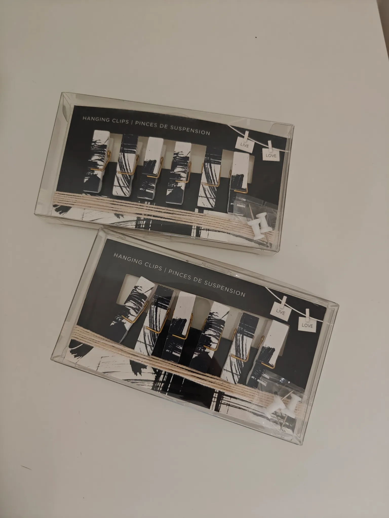 🆕 2x Hanging Clips  photo 1