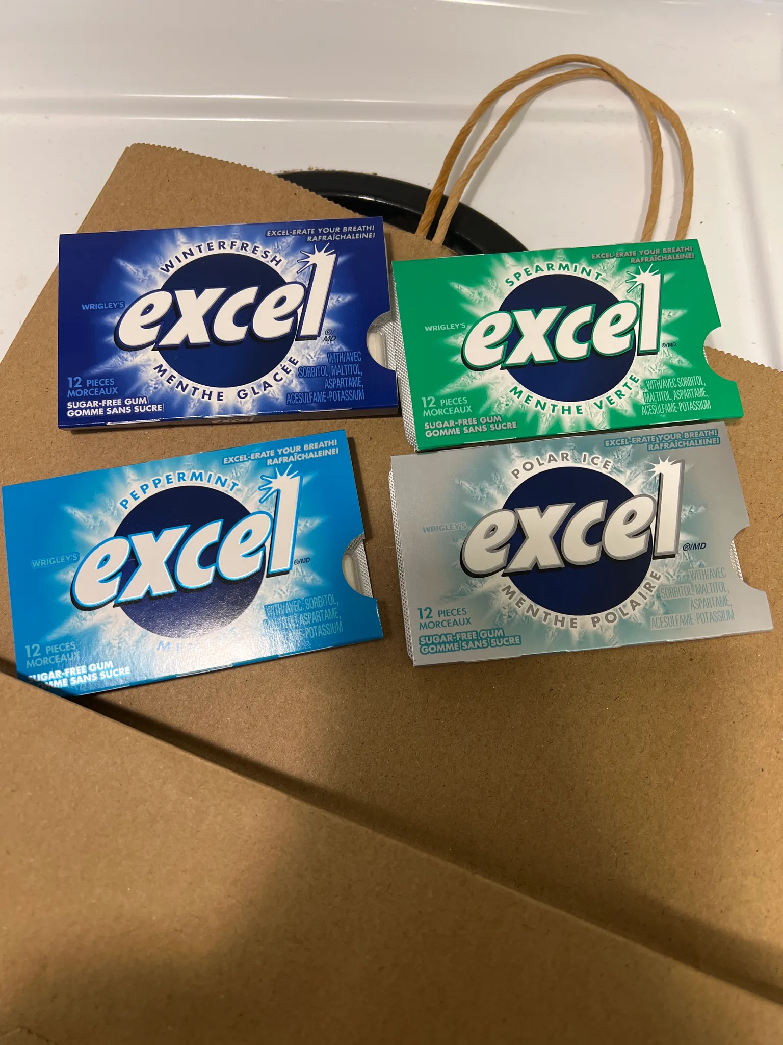 Excel gum  photo 1