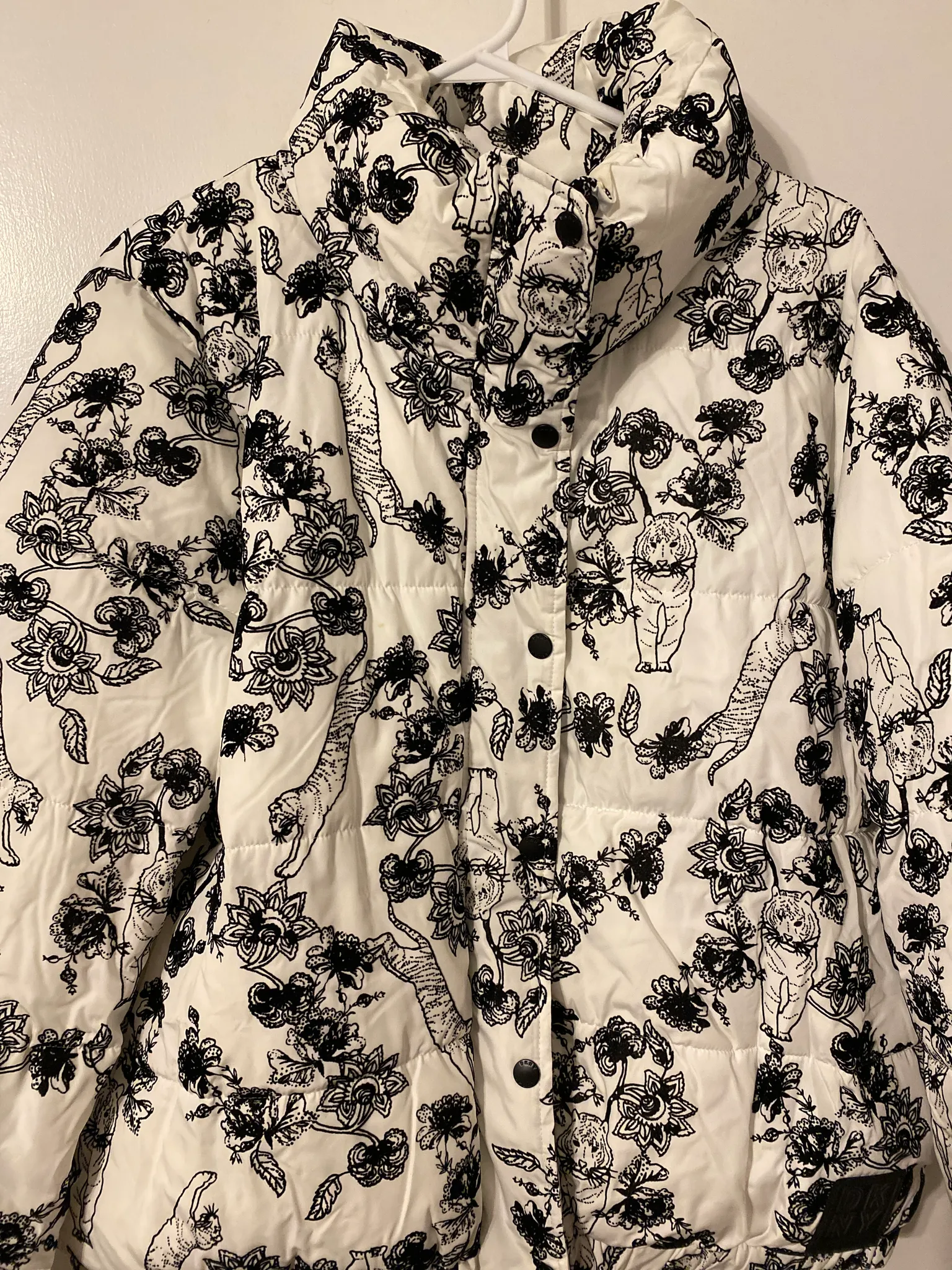DKNY puffer jacket (great for spring or late winter) photo 1